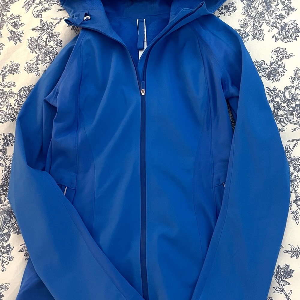 Lululemon running waterproof jacket new
